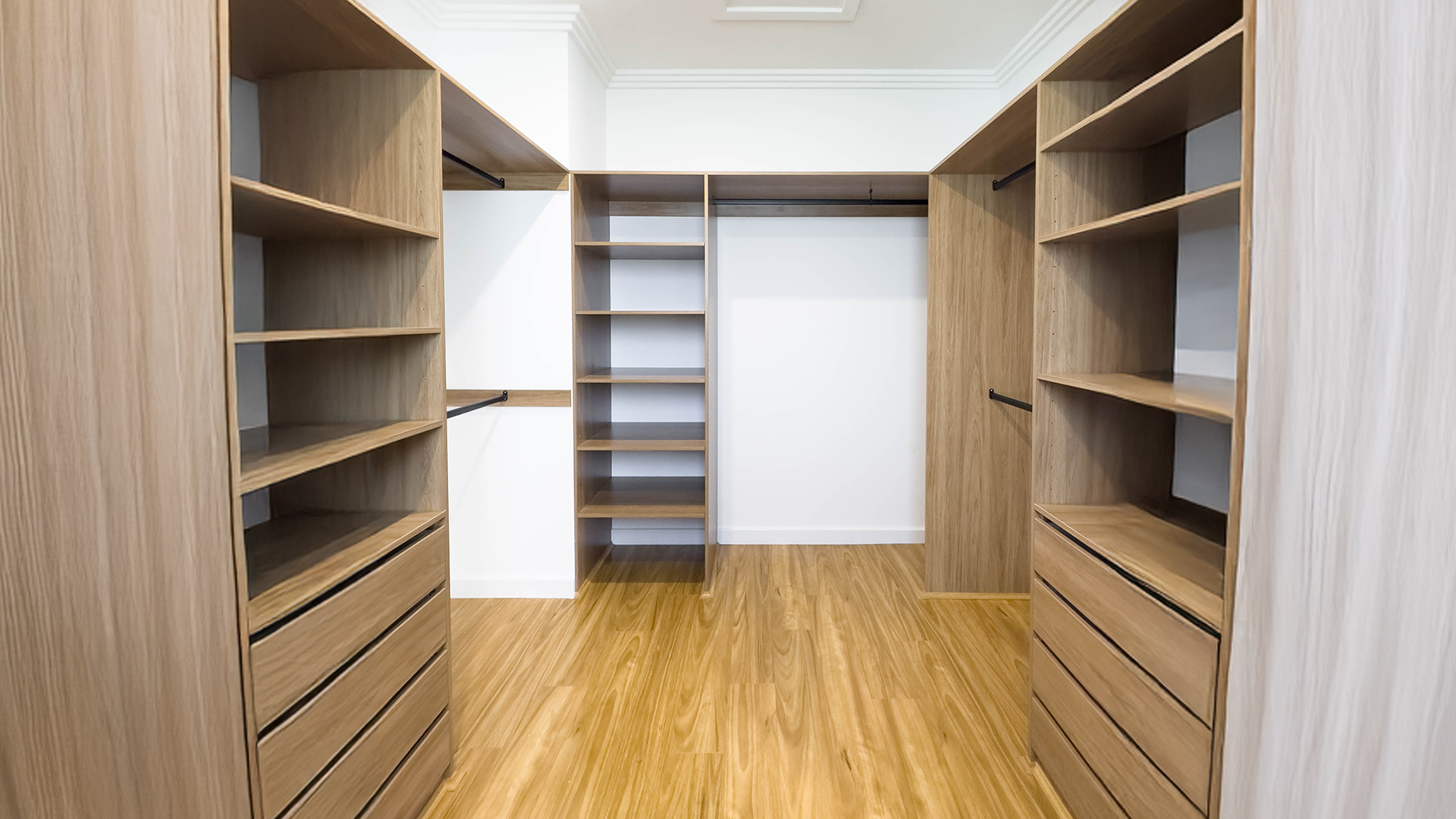 Product-Carousel-Wardrobe-2